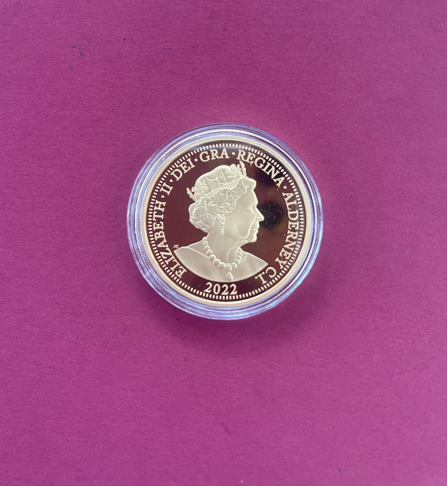 Elizabeth II,
Five Pound Coin Set,
£5, Silver Gold Rose Gold Plated 3 Coin Set,
Platinum Jubilee of Queen Elizabeth II,
Alderney,
With COA
2022 (B)