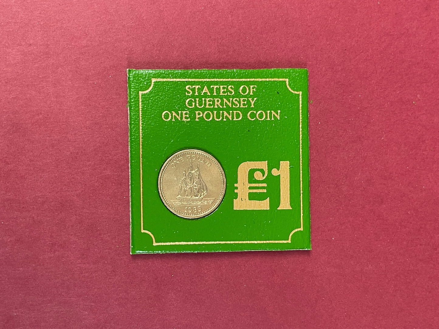 Elizabeth II, One Pound, £1 Single coin set, Cased, Uncirculated, Bailiwick of Guernsey, 1983 (B)