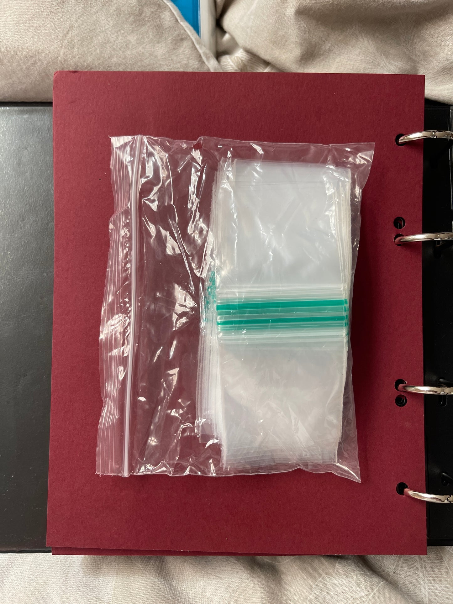 100 Resealable Bags, Plastic, 4.5cm x 4.5cm