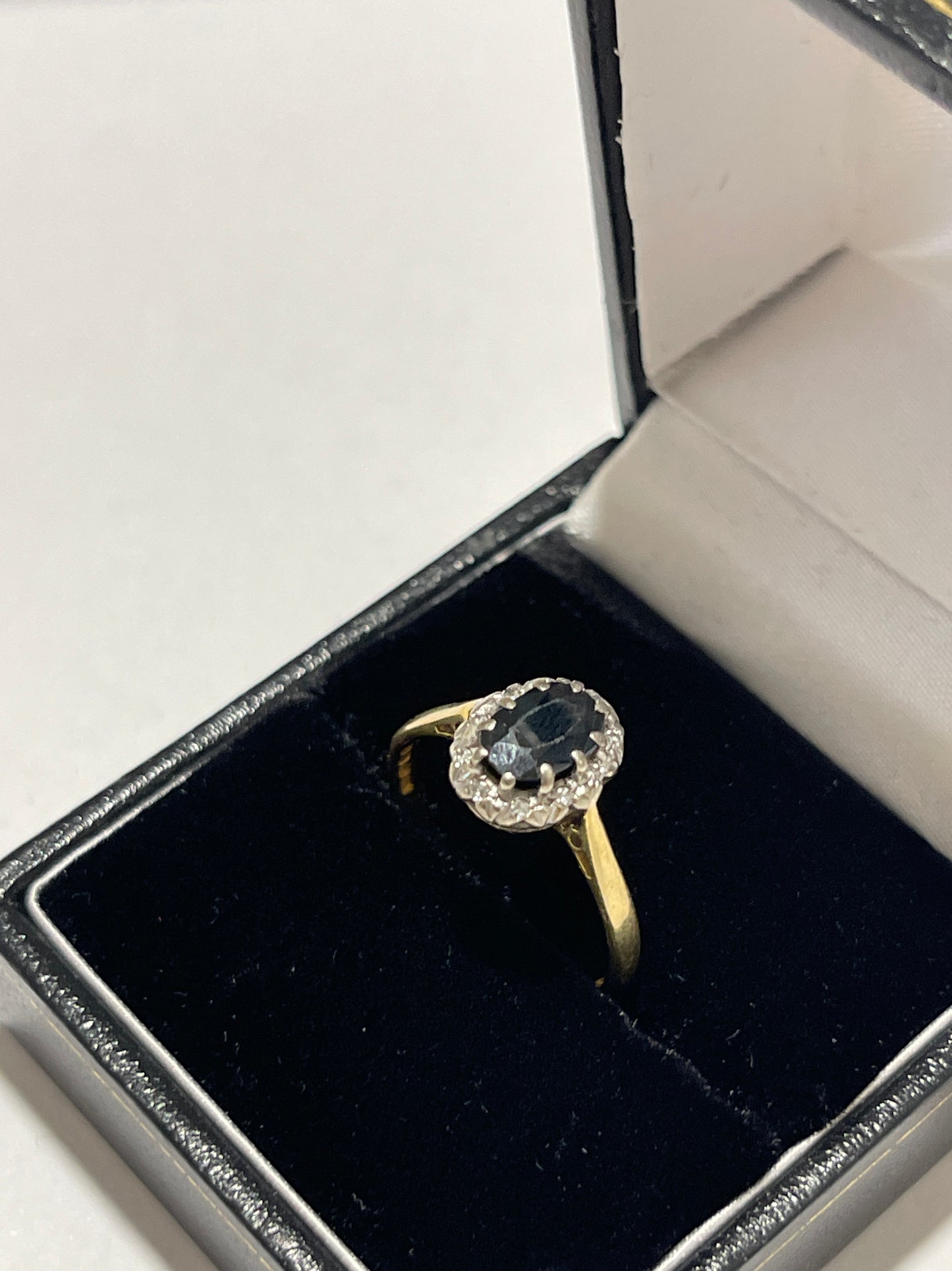 22CT Gold, Diamond and Sapphire Ring Size O Jewellery