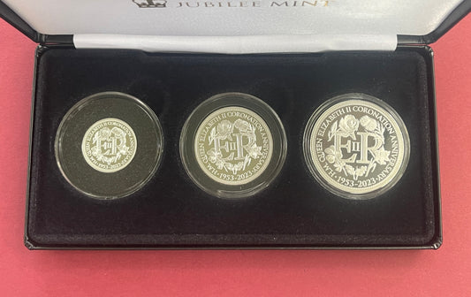 Elizabeth II,

Silver One Dollar, Five Dollar,

3 Coin Proof Set,

70th Anniversary of the Queens Coronation First Strike,

Solomon Islands,

With COA

2023 (B)