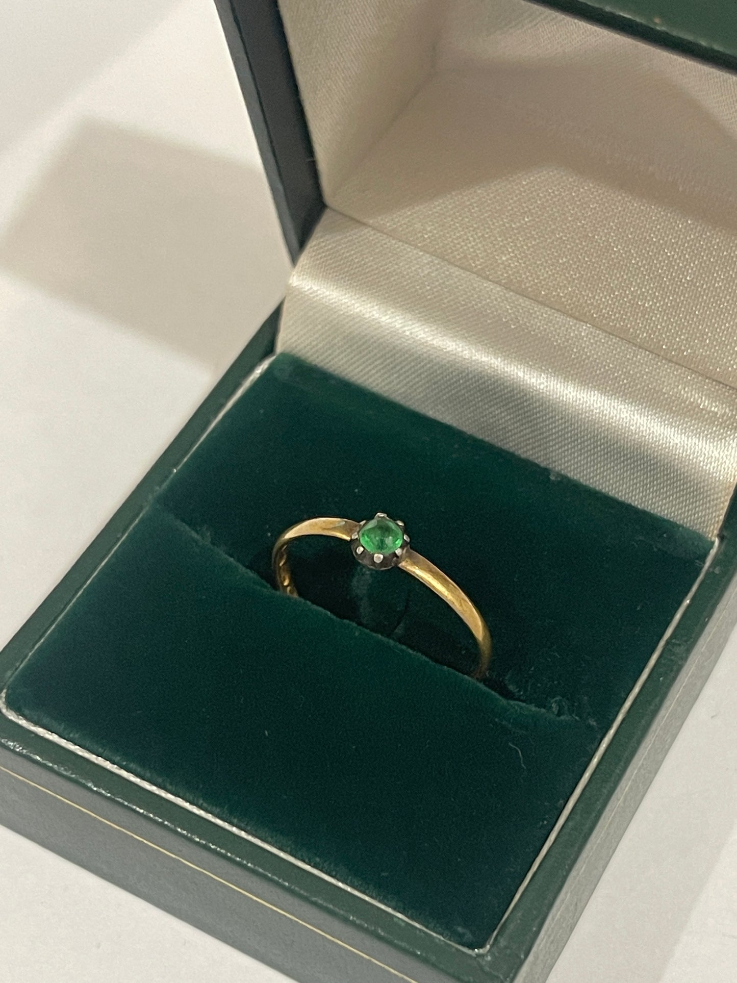 Victorian 22ct Gold and Emerald (Untested) Ring, size M, London Hallmark, 1.1g Jewellery