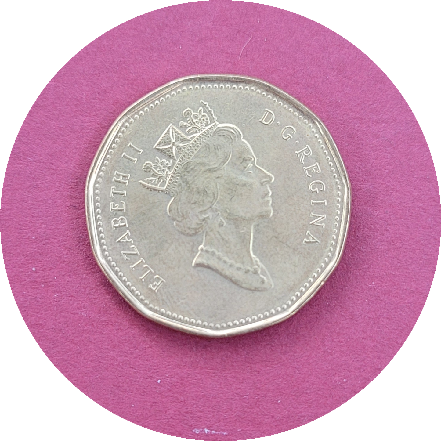 Elizabeth II,
One Dollar,
Canada,
1990 (N)