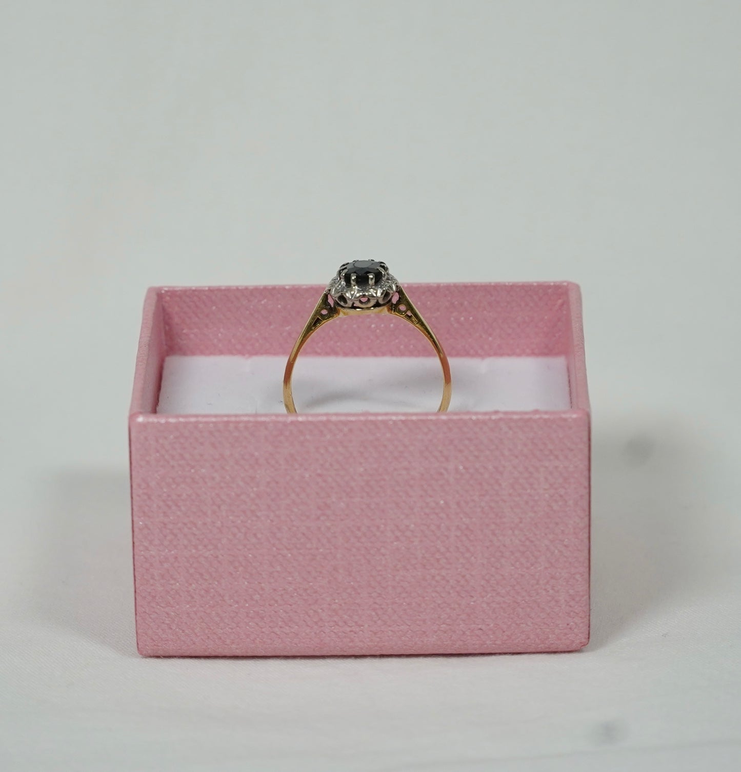 22CT Gold, Diamond and Sapphire Ring Size O Jewellery