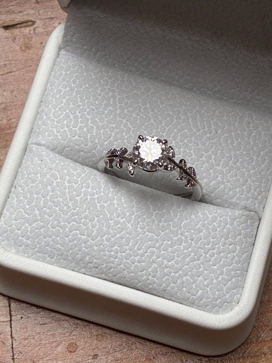 Sterling 925 Silver Ring 1 Carat Moissanite Adjustable Karat Wedding Jewellery